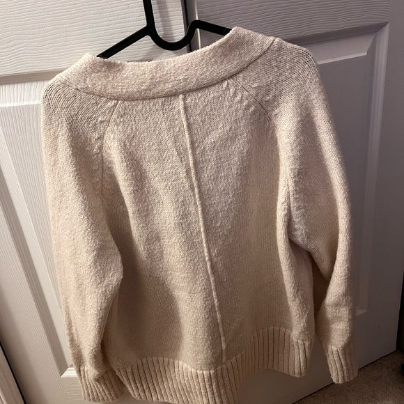 White cardigan - Picture 2 of 3